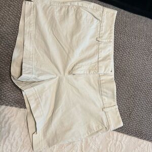 LOFT Cream Cargo Shorts Relaxed Fit Lightweight
